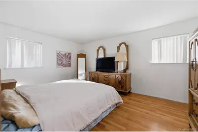 3924 Jane Lane, Oceanside, NY 11572 - Photo 14