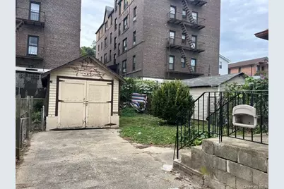 42-36 156 Street, Flushing, NY 11355 - Photo 2