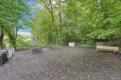 2035 Central Park Avenue #1K, Yonkers, NY 10710 - Photo 18