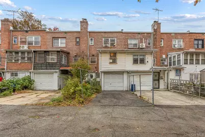 14850 60th Avenue, Flushing, NY 11355 - Photo 16