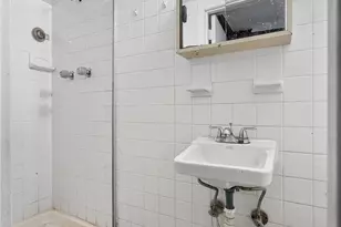 148-50 60th Ave, Flushing, NY 11355 - Photo 14