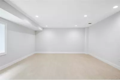 196 Gainsborg Avenue, West Harrison, NY 10604 - Photo 20