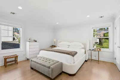 196 Gainsborg Avenue, West Harrison, NY 10604 - Photo 10