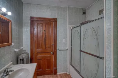 32 Balding Avenue, Poughkeepsie, NY 12601 - Photo 18