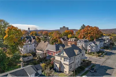 32 Balding Avenue, Poughkeepsie, NY 12601 - Photo 2