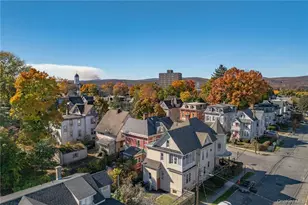 32 Balding Ave, Poughkeepsie, NY 12601 - Photo 2