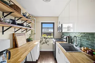 21-20 33rd Rd, Astoria, NY 11106 - Photo 4