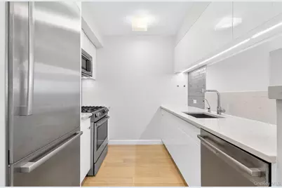 138-35 39th Avenue #4K, Flushing, NY 11354 - Photo 12