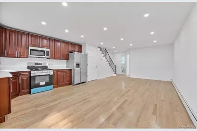 2445 Lurting Avenue, Bronx, NY 10469 - Photo 6
