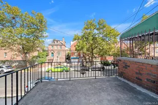2445 Lurting Ave, Bronx, NY 10469 - Photo 14