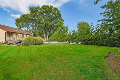 5 Evelyn Court, Massapequa, NY 11758 - Photo 24