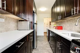 67-25 Clyde St, Forest Hills, NY 11375 - Photo 12