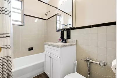 67-25 Clyde Street #5G, Forest Hills, NY 11375 - Photo 22