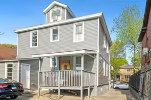 56-12 135th St, Flushing, NY 11355 - Photo 2