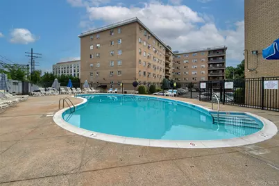 480 Halstead Avenue #4V, Harrison, NY 10528 - Photo 14