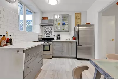 82 W End Avenue, Brooklyn, NY 11235 - Photo 12