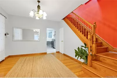 82 W End Avenue, Brooklyn, NY 11235 - Photo 4