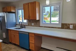 31 W Marine Ave, Lindenhurst, NY 11757 - Photo 6