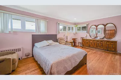 7 Wilbur Lane, Roosevelt, NY 11575 - Photo 30