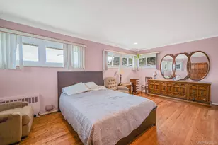 7 Wilbur Ln, Roosevelt, NY 11575 - Photo 30