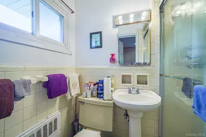 7 Wilbur Lane, Roosevelt, NY 11575 - Photo 26