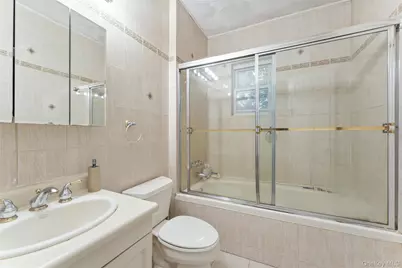 174 Delaware Avenue, Freeport, NY 11520 - Photo 22