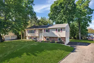 11 Mein Dr, New City, NY 10956 - Photo 2