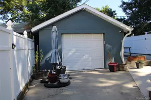 219-19 143rd Rd, Springfield Gardens, NY 11413 - Photo 10