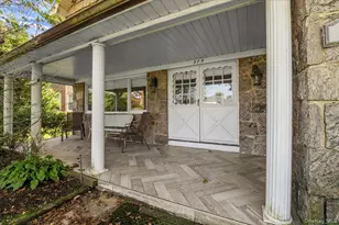 375 Broadway, Lawrence, NY 11559 - Photo 2