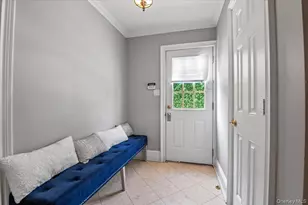 375 Broadway, Lawrence, NY 11559 - Photo 18