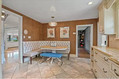 375 Broadway, Lawrence, NY 11559 - Photo 12