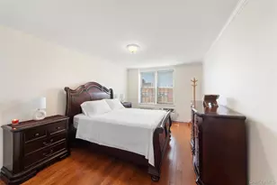 1874 Pelham Pkwy S, Bronx, NY 10461 - Photo 10
