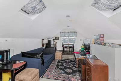 166 Lockwood Avenue, Yonkers, NY 10701 - Photo 18