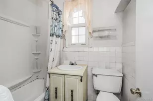 166 Lockwood Ave, Yonkers, NY 10701 - Photo 8