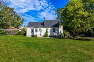 49 Elizabeth St, Roosevelt, NY 11575 - Photo 2