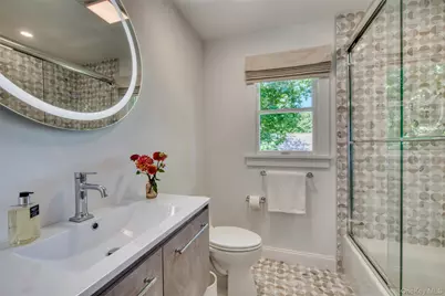 980 Manhanset Avenue, Greenport, NY 11944 - Photo 22