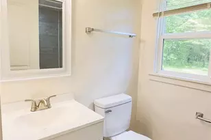 8 Marie Rd, Highland, NY 12528 - Photo 8