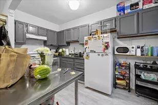 89 Liberty St, Newburgh, NY 12550 - Photo 16