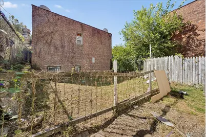 850 E 214th Street, Bronx, NY 10467 - Photo 32