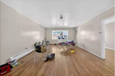 850 E 214th Street, Bronx, NY 10467 - Photo 6