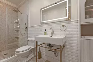 87-07 158th Ave, Howard Beach, NY 11414 - Photo 28