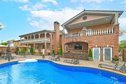 87-07 158th Avenue, Howard Beach, NY 11414 - Photo 46