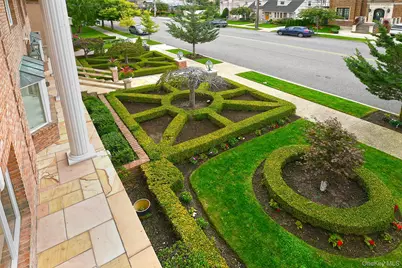 87-07 158th Avenue, Howard Beach, NY 11414 - Photo 30