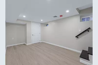 36 S 5th Avenue, Brentwood, NY 11717 - Photo 16