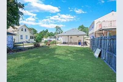 36 S 5th Avenue, Brentwood, NY 11717 - Photo 24