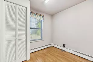 187 N Huron St, Ronkonkoma, NY 11779 - Photo 18