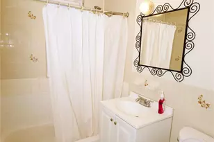 104-16 124th St, Richmond Hill, NY 11419 - Photo 16