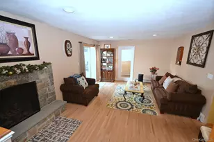 11 Barkley Ln, Nesconset, NY 11767 - Photo 12