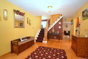 11 Barkley Ln, Nesconset, NY 11767 - Photo 2