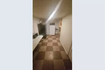 31 Perry Street, Brentwood, NY 11717 - Photo 28